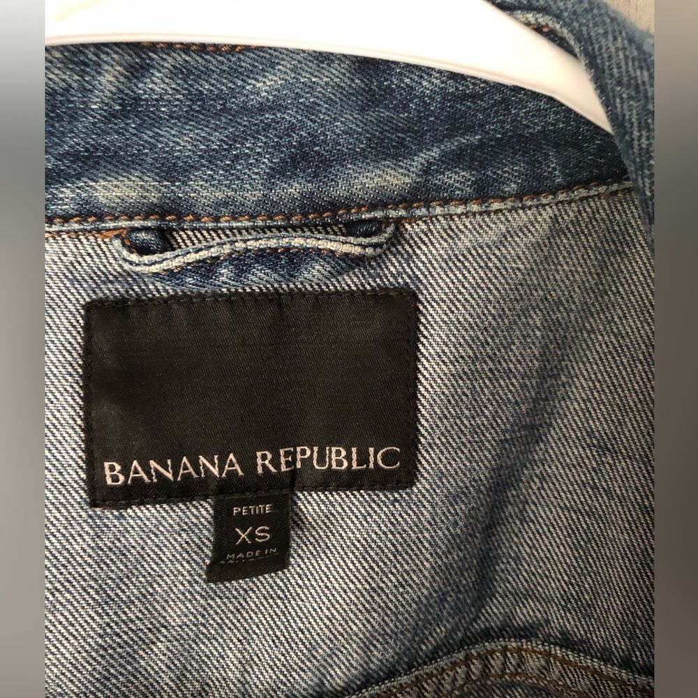 2 pcs Banana Republic Denim Trucker and cropped jackets button up women size XS - Picture 7 of 16